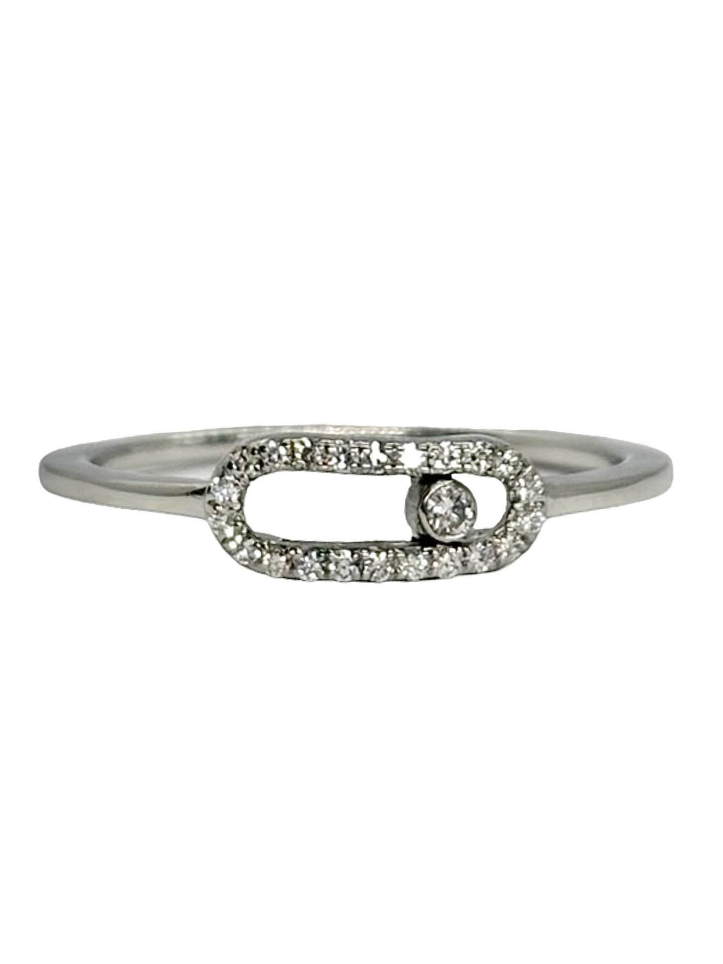 Bague Messika Move Uno en or blanc 18K sertie de diamants totalisant 0,15 ct. Cette bague de joaillerie signée Messika associe l’élégance de l’or blanc 18 carats à l’éclat délicat des diamants. Inspirée du célèbre modèle Move Uno, cette bague diamant séduit par son design contemporain, raffiné et intemporel. Un bijou précieux et élégant, idéal à porter au quotidien ou pour compléter une collection de bijoux en or blanc.
