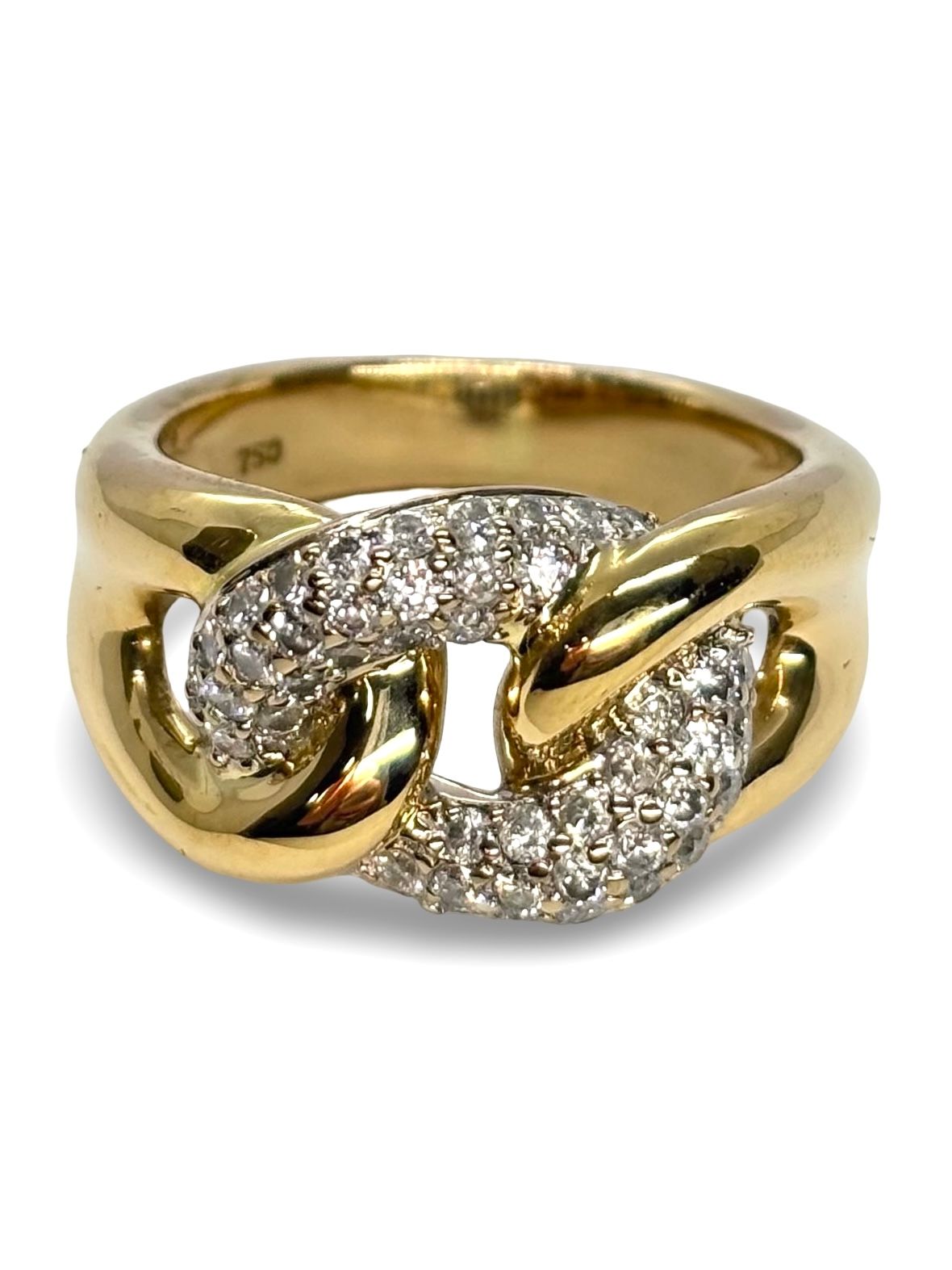 Élégante bague en or jaune 18 carats ornée de diamants scintillants totalisant 1 carat. Un bijou raffiné, symbole d’amour et de luxe intemporel. Idéale pour une demande en mariage, un anniversaire ou un cadeau précieux. Cette bague allie éclat du diamant et chaleur de l’or jaune pour sublimer chaque moment.